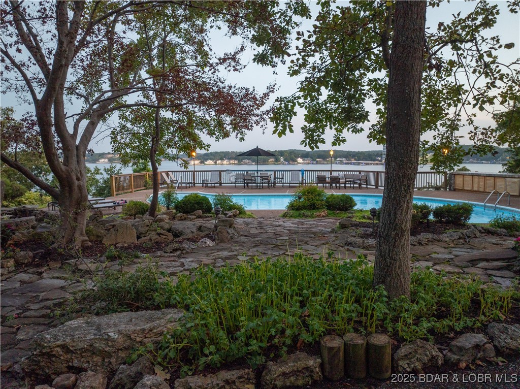 285, 326, 344, 360, & 394 TreeWood Drive