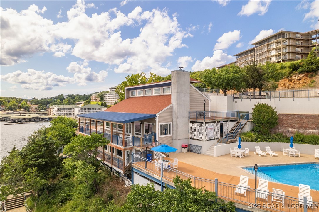 248E Palisades Condo Drive 4B