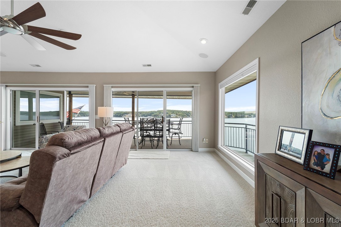 248E Palisades Condo Drive 4B
