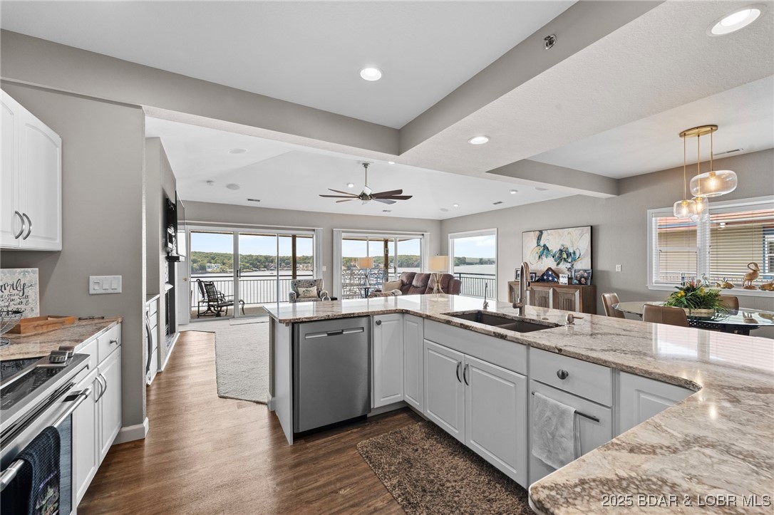 248E Palisades Condo Drive 4B