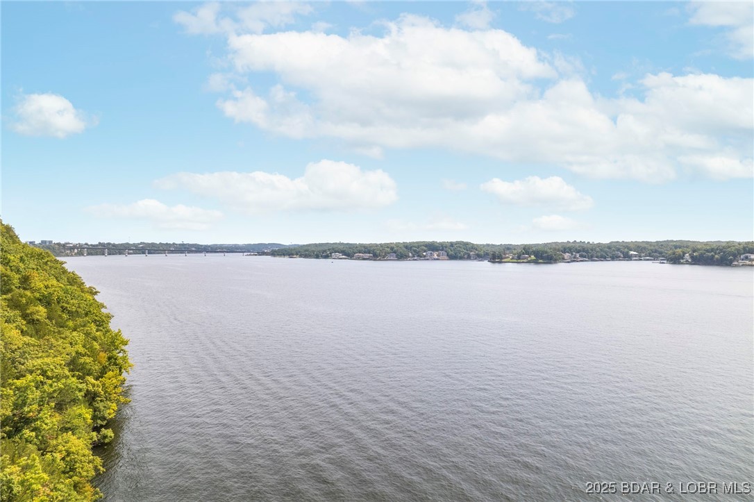 248E Palisades Condo Drive 4B