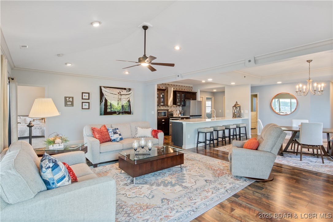 248E Palisades Condo Drive 4A
