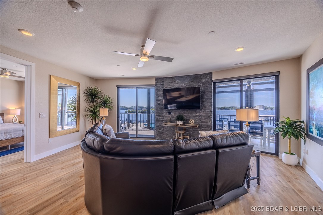 182 Havens Place Drive 2D