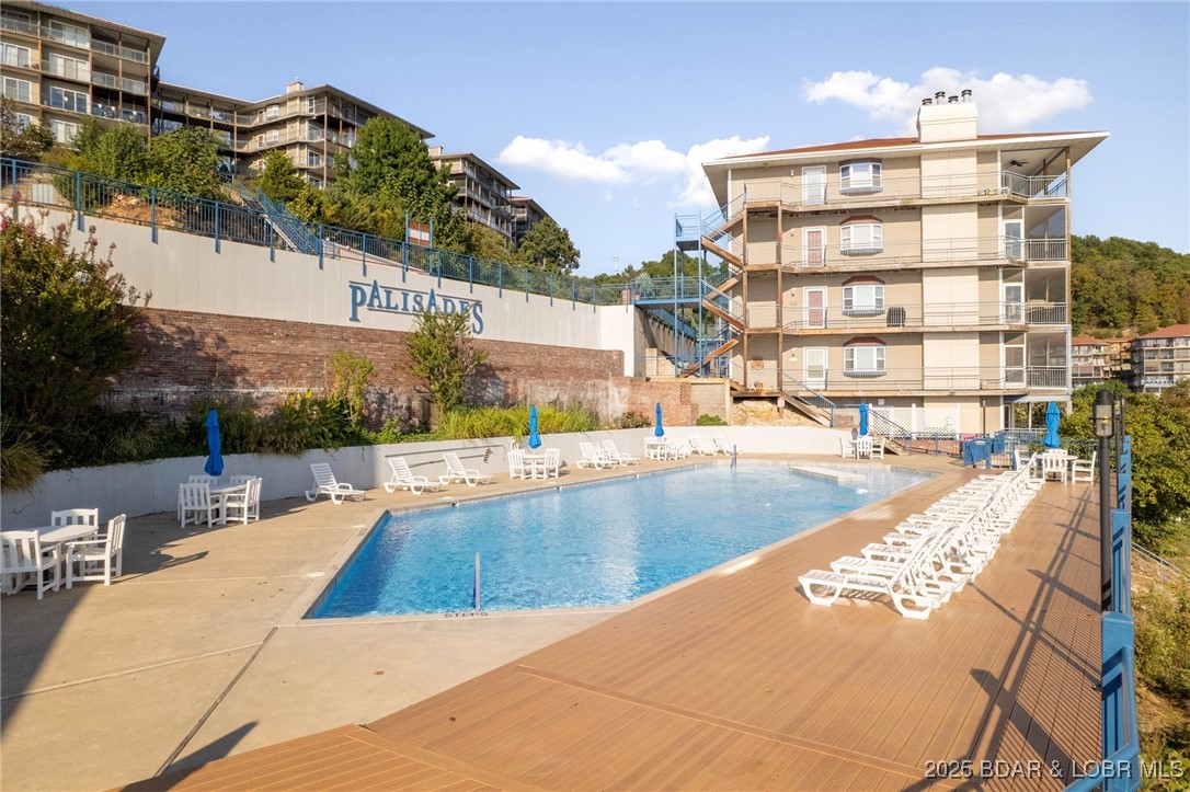 354 West Palisades Condo Drive 1A