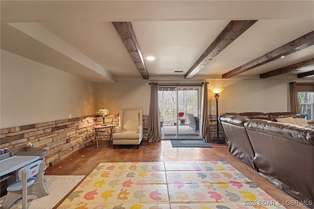 112 Blackfoot Road