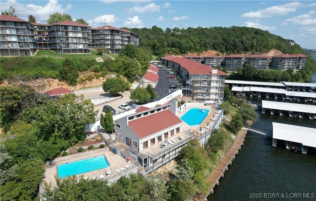 86 Palisades Lakeview Drive 2B