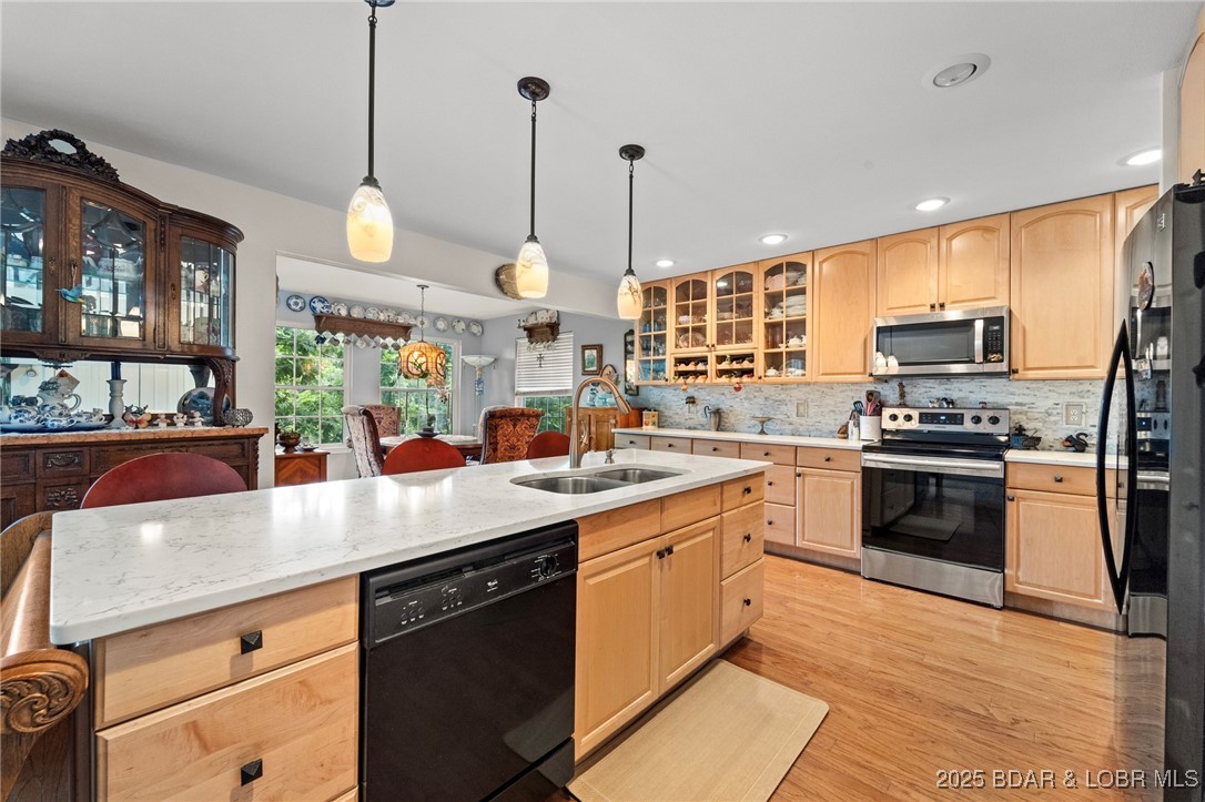 1008 Beacon Ridge Drive