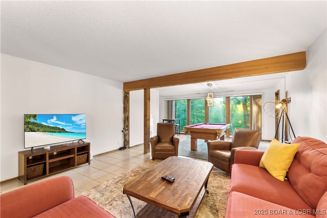 134 Twin Oaks Drive