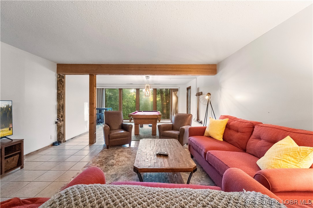 134 Twin Oaks Drive