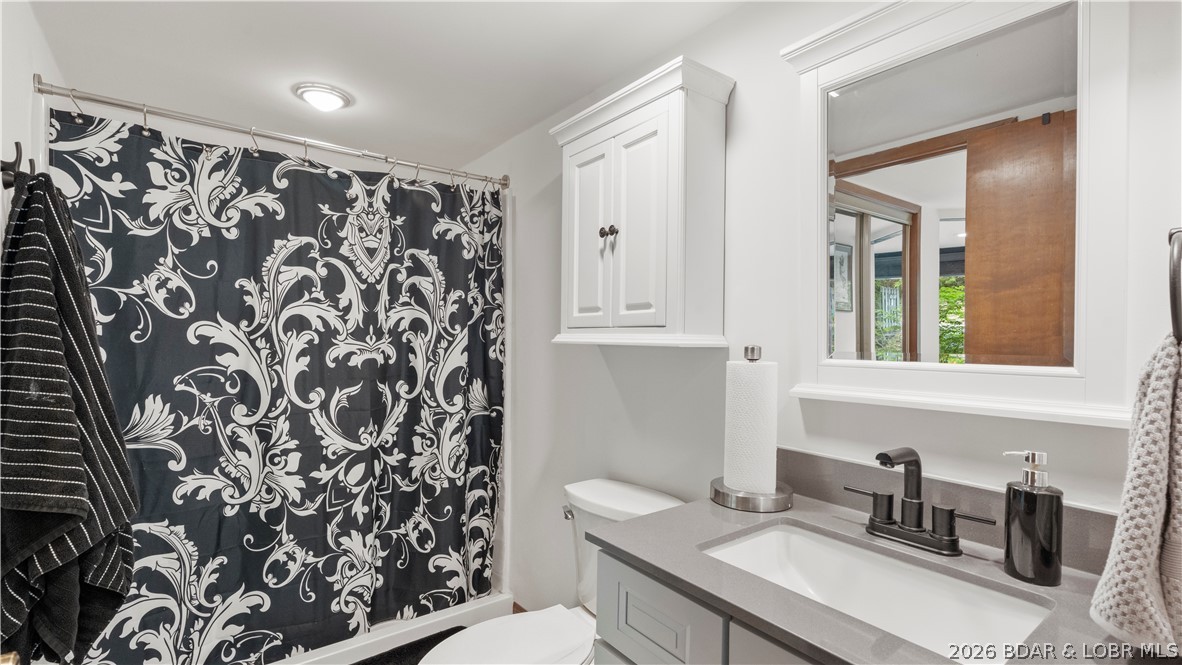328 Hogan Drive C (5124)