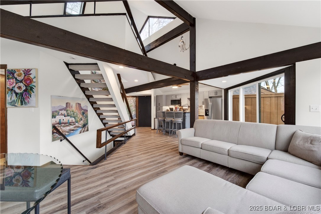 328 Hogan Drive C (5124)