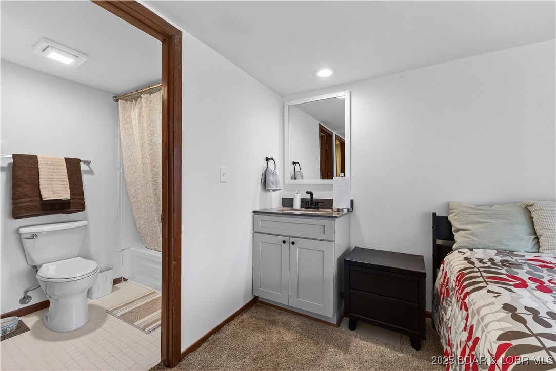 328 Hogan Drive C (5124)