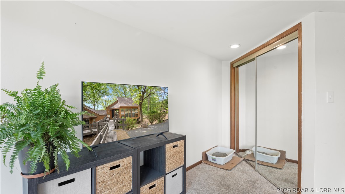 328 Hogan Drive C (5124)