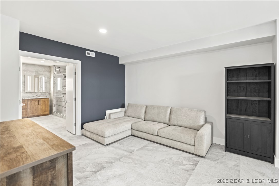 179 Waterford Terrace