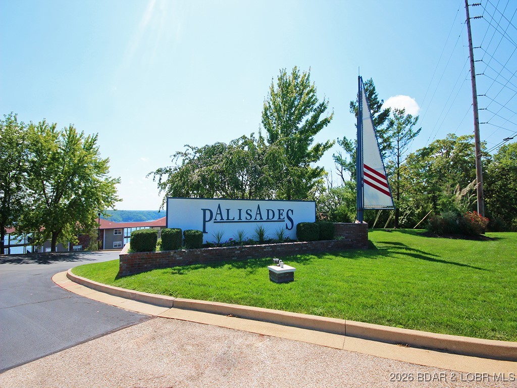 202E Palisades Condo Drive 4B
