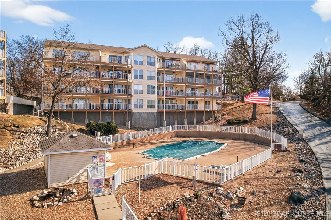1481 Ledges Drive 943