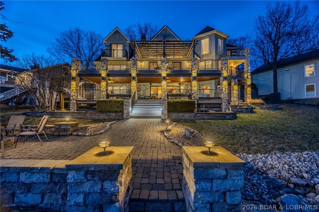 132 Old English Point