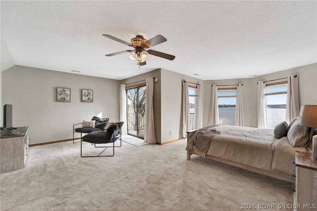 132 Old English Point