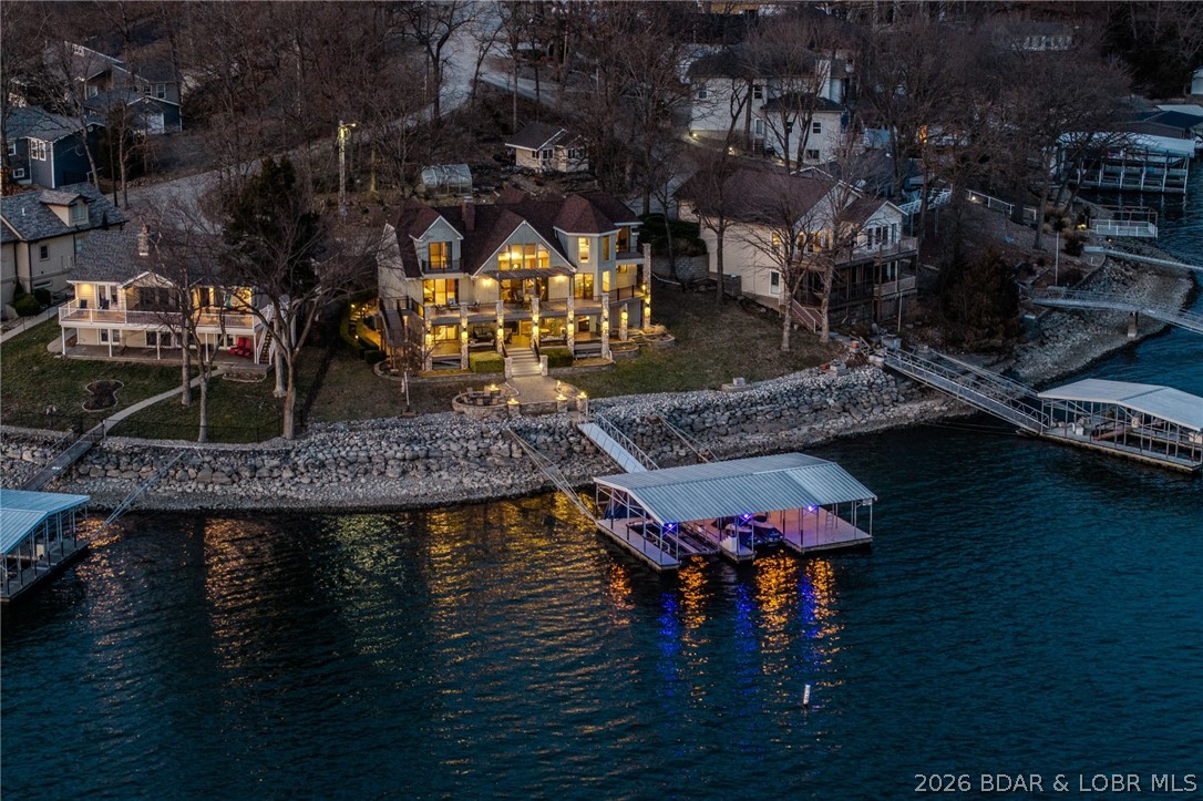 132 Old English Point