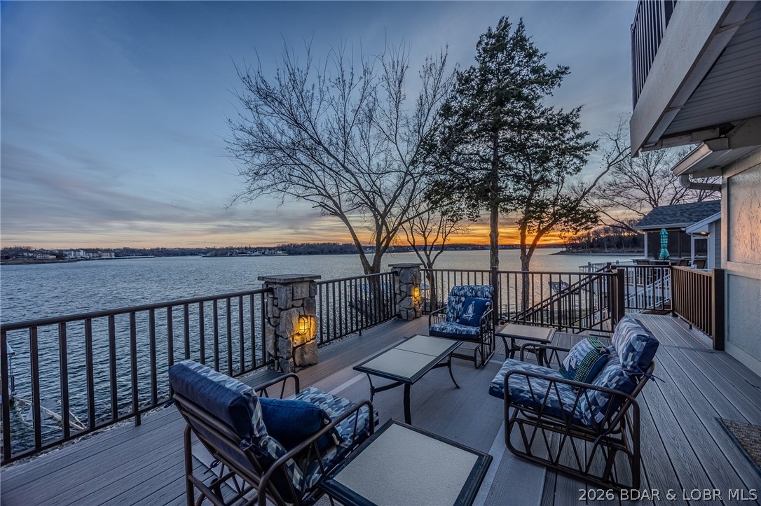 132 Old English Point