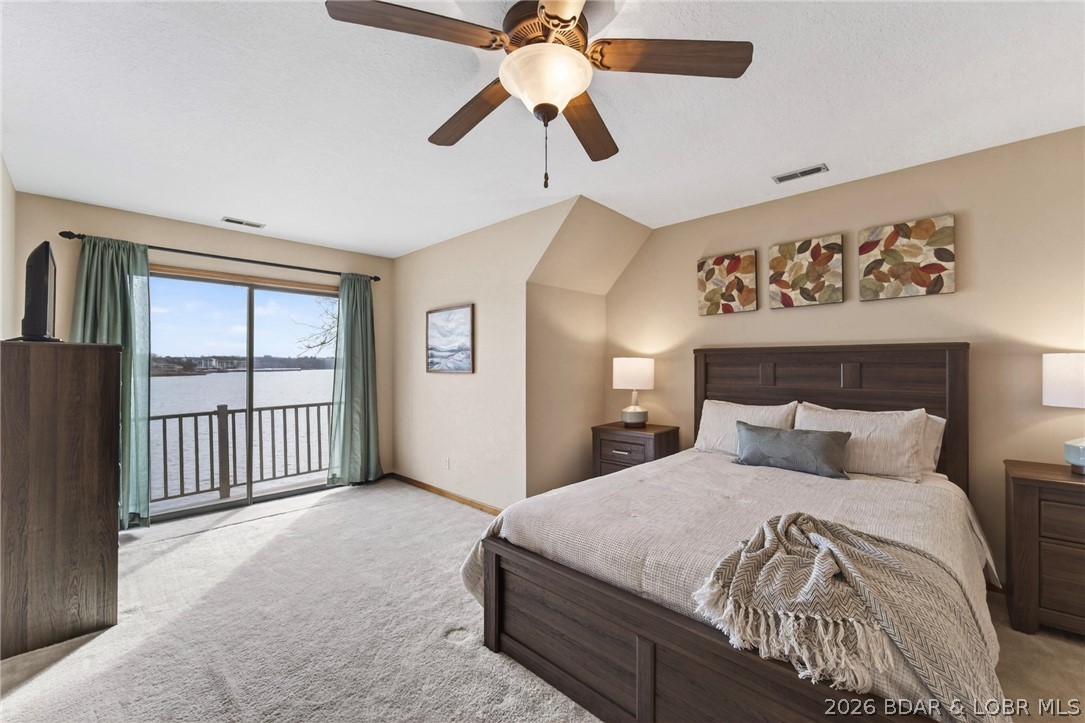 132 Old English Point