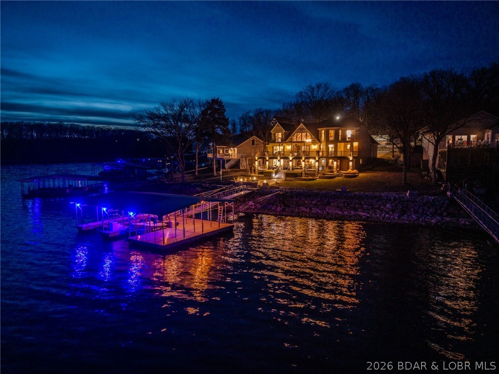 132 Old English Point