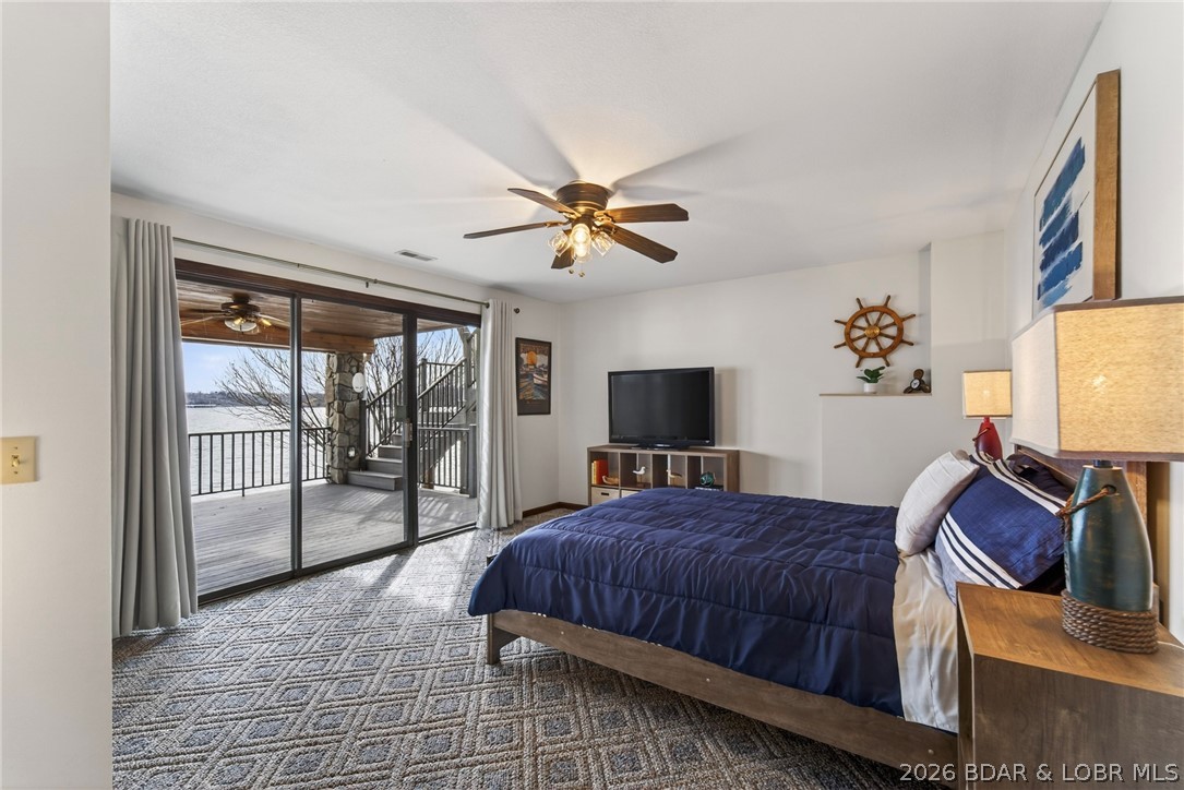 132 Old English Point