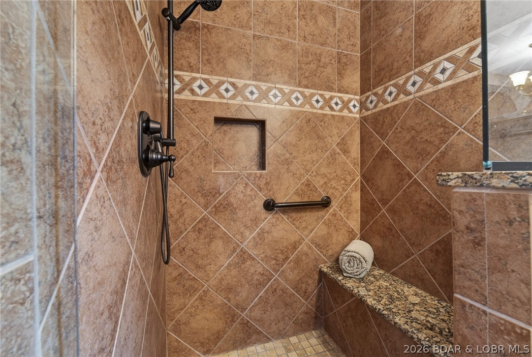 132 Old English Point