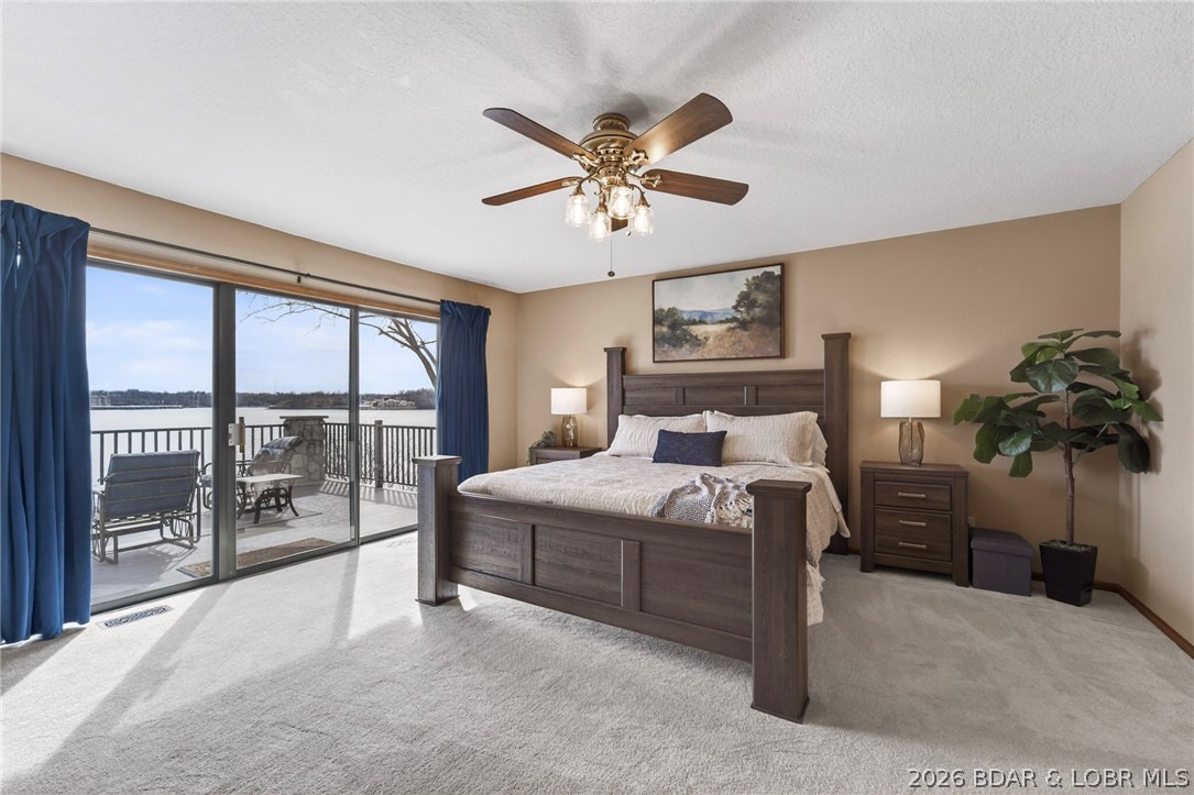 132 Old English Point