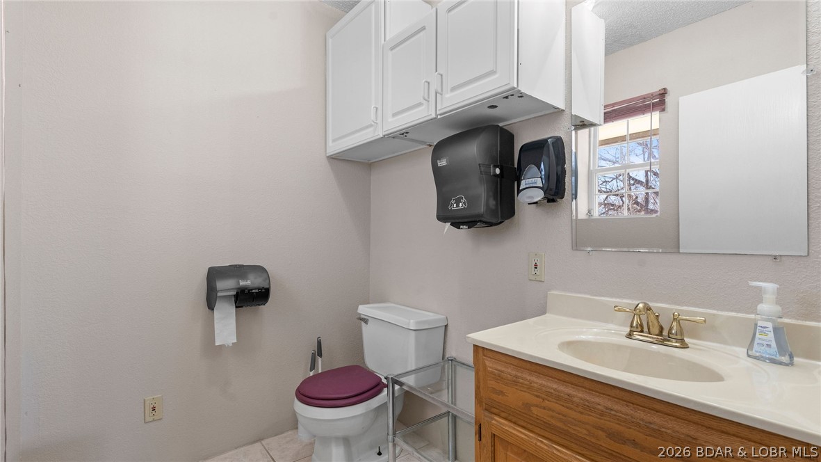 5242 Osage Beach Parkway