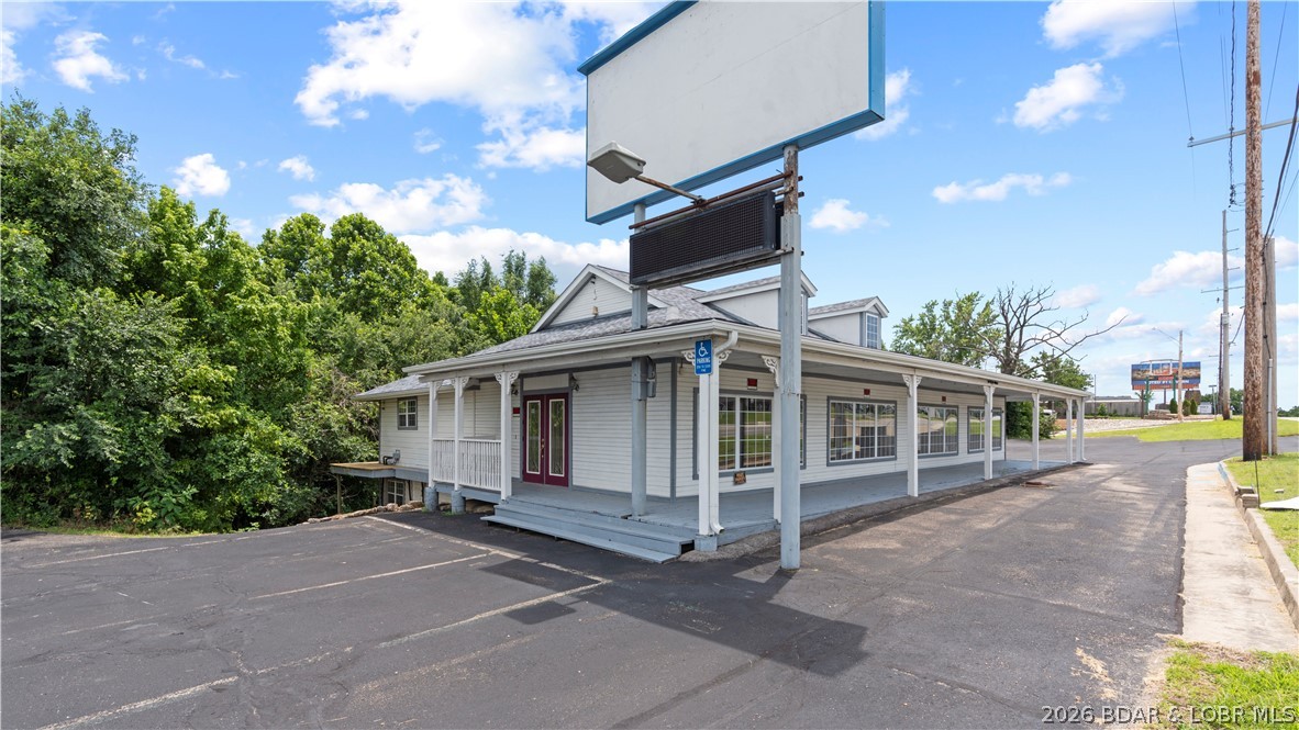 5242 Osage Beach Parkway