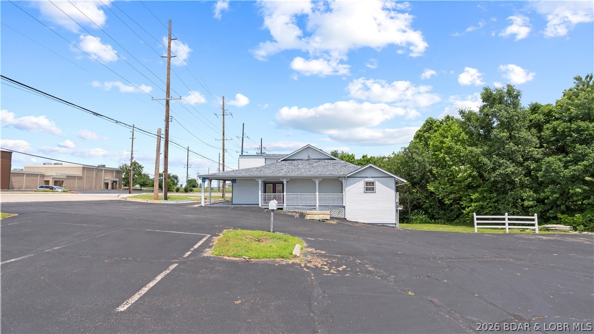 5242 Osage Beach Parkway