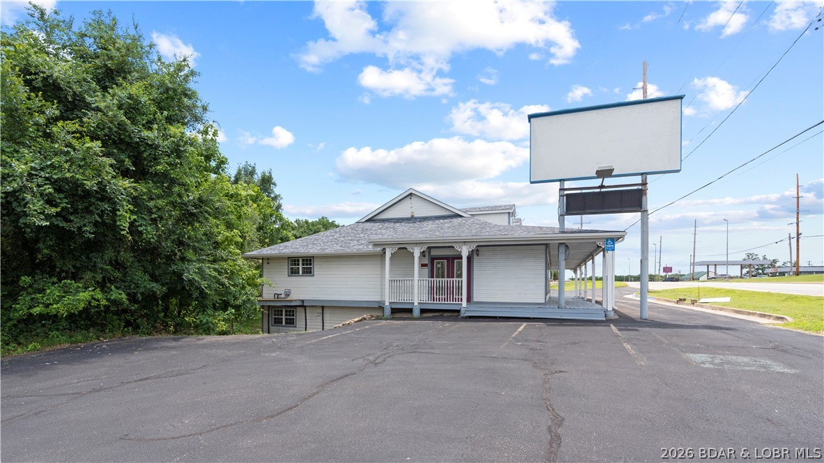 5242 Osage Beach Parkway