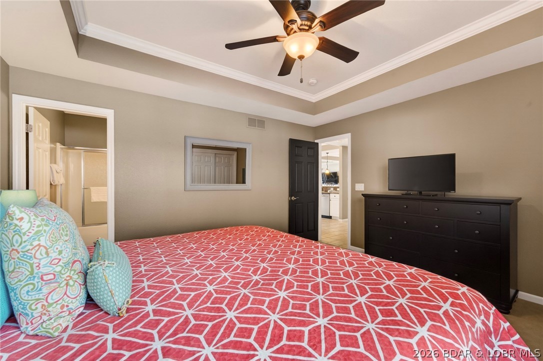 228 Palisades Condo Drive 3B