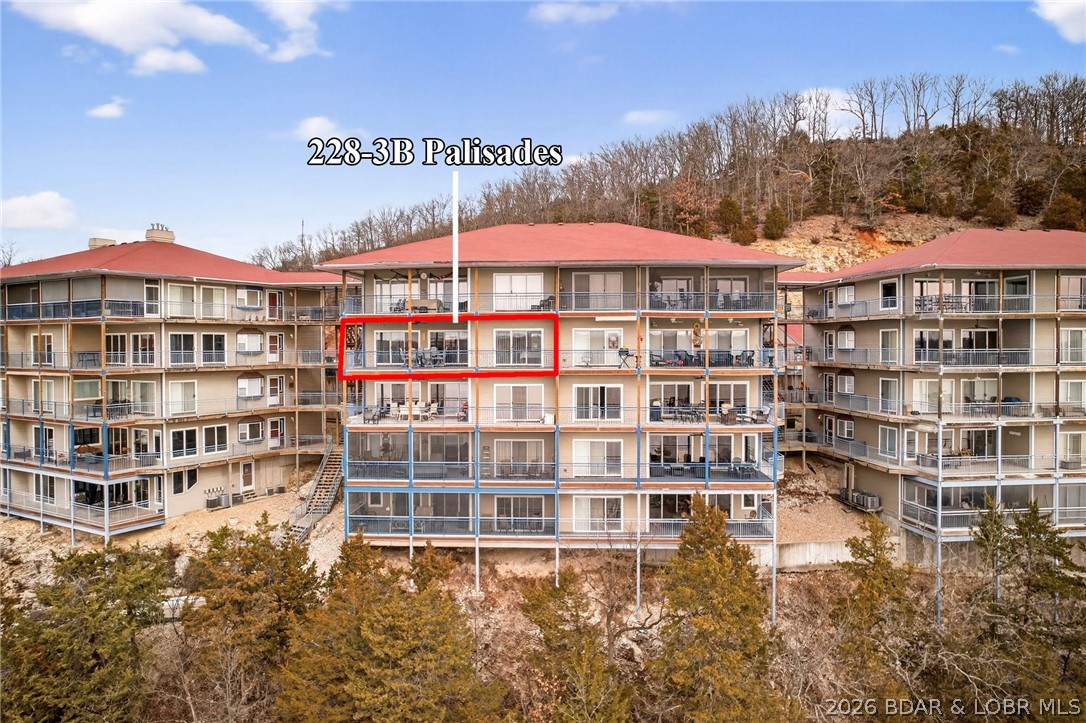 228 Palisades Condo Drive 3B