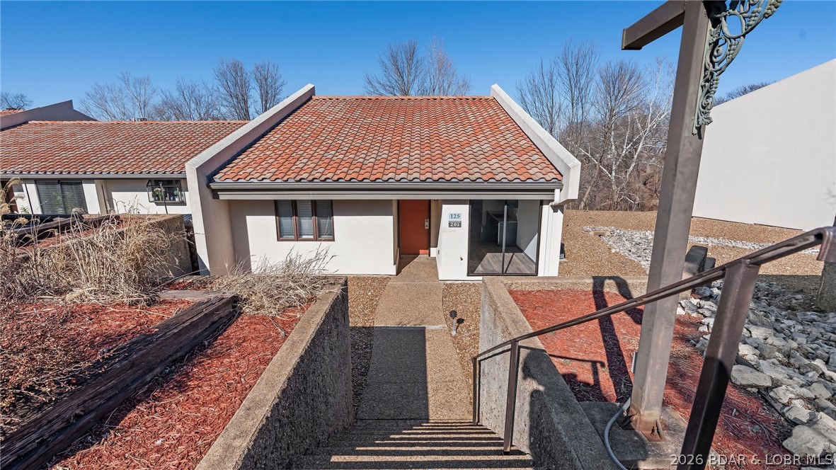 125 Costa Del Sol Drive 201