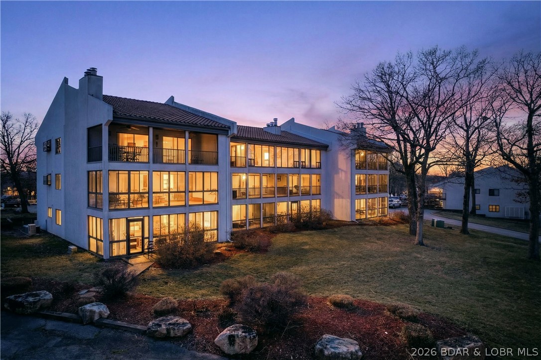 23 Casa Seville Drive 175-2B