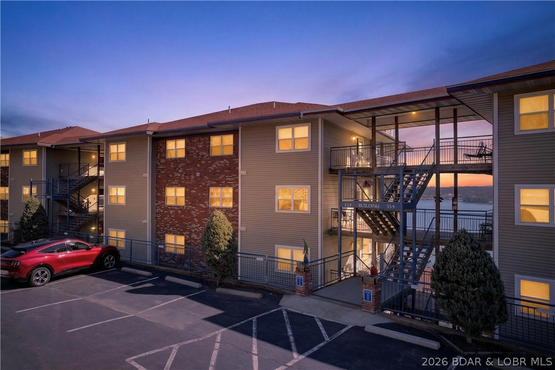 72 Palisades Lakeview Drive 3B