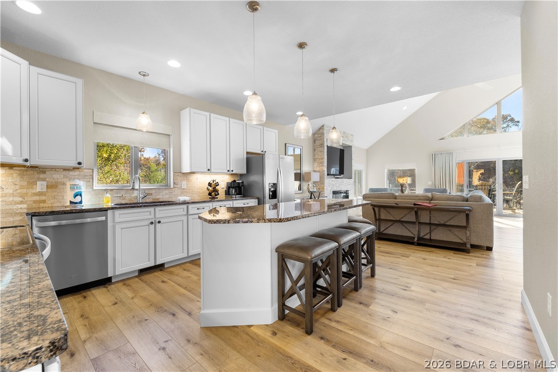 250 Yacht Club Landing Drive