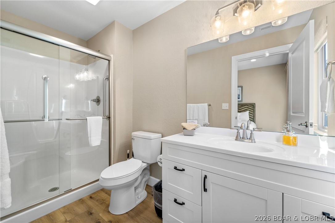 250 Yacht Club Landing Drive