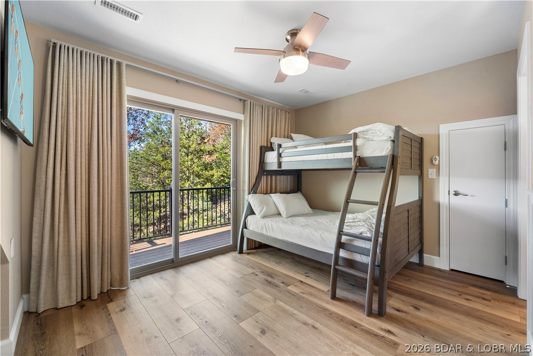 250 Yacht Club Landing Drive