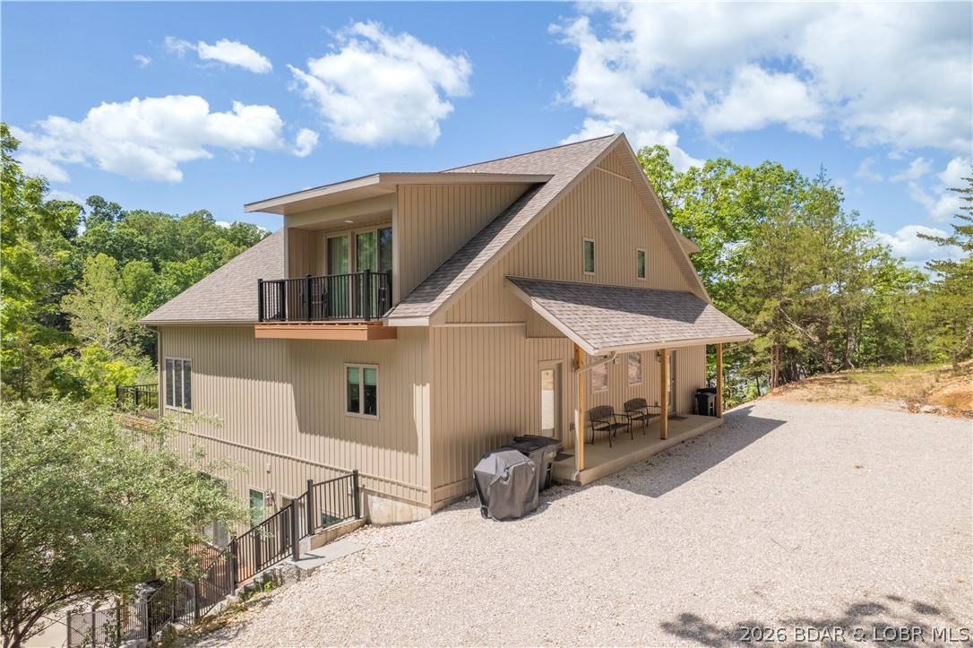 250 Yacht Club Landing Drive