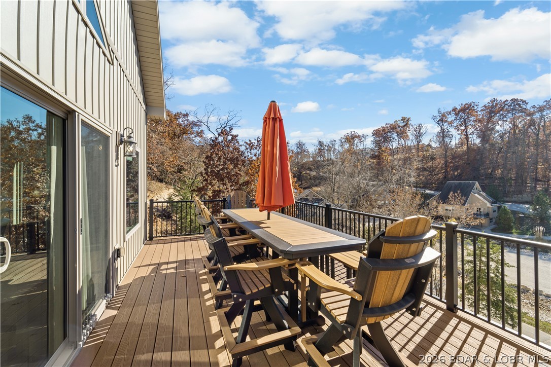 250 Yacht Club Landing Drive