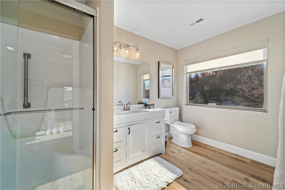 250 Yacht Club Landing Drive