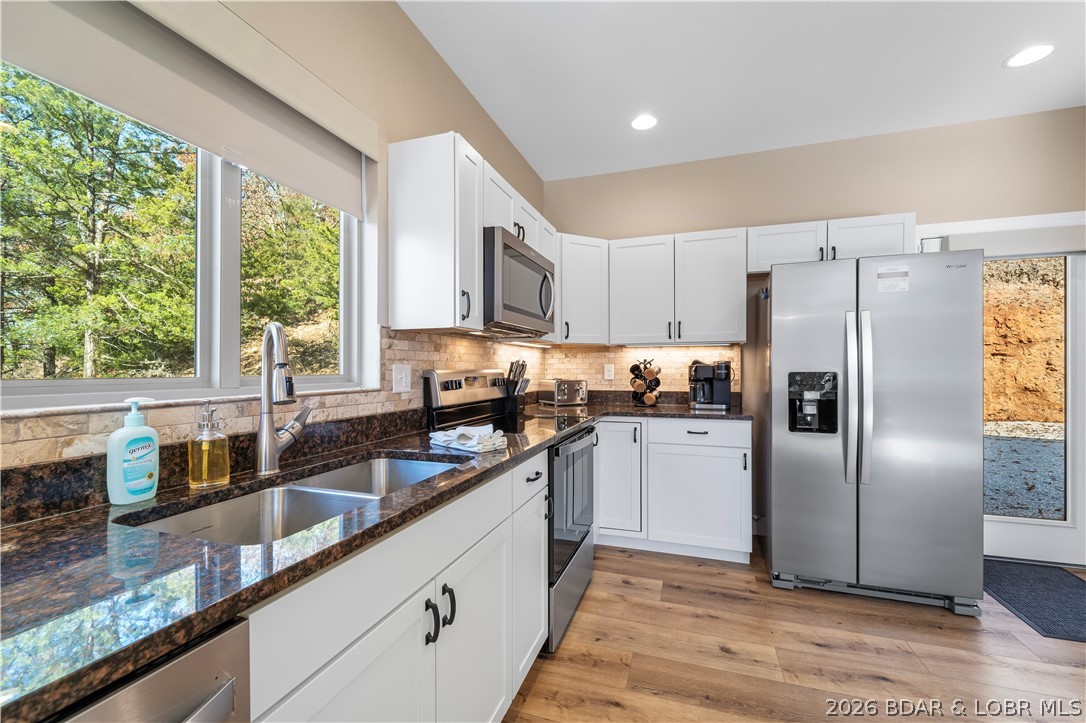 250 Yacht Club Landing Drive