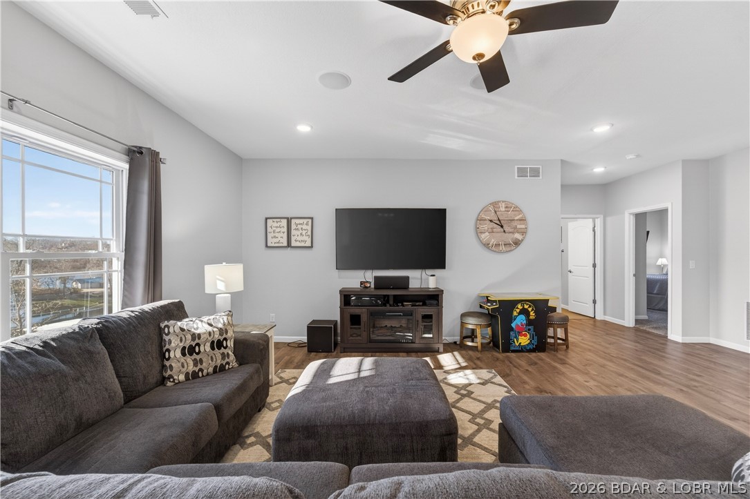 926 Fontana Lane