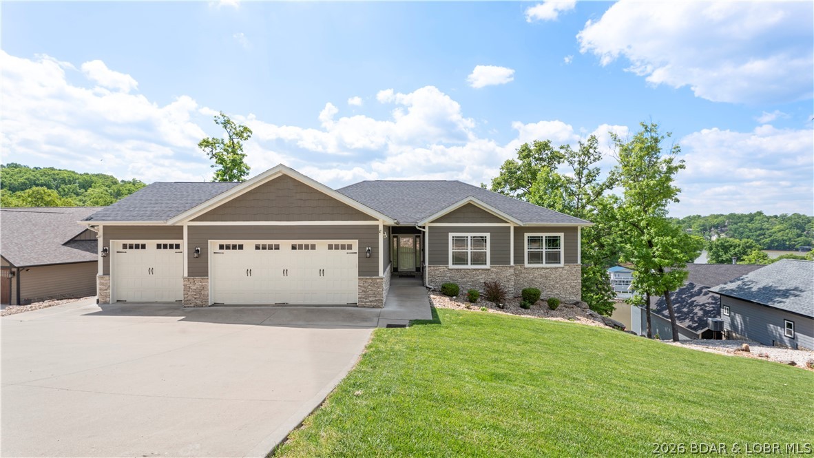 926 Fontana Lane