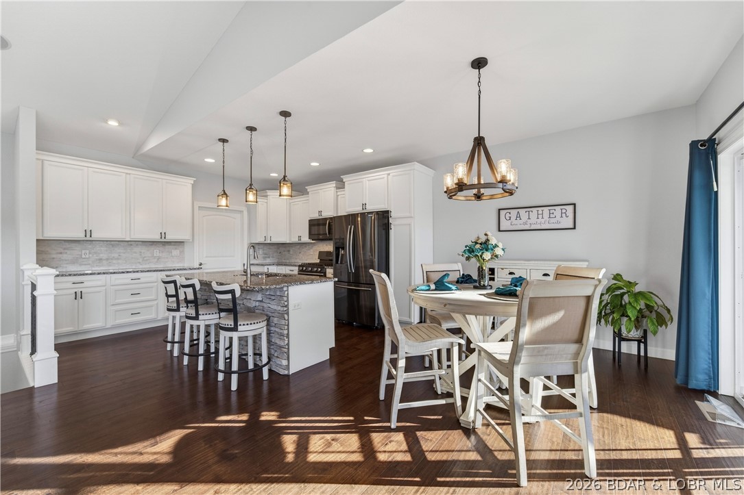 926 Fontana Lane