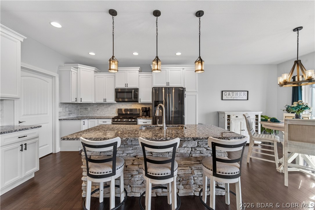 926 Fontana Lane