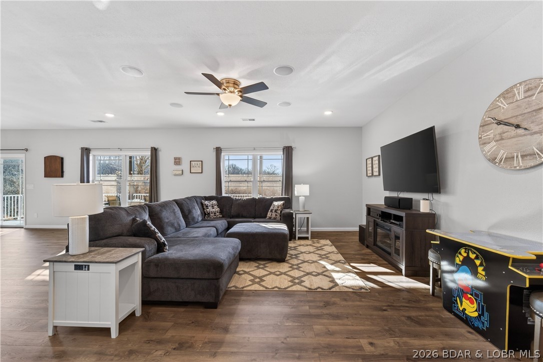 926 Fontana Lane